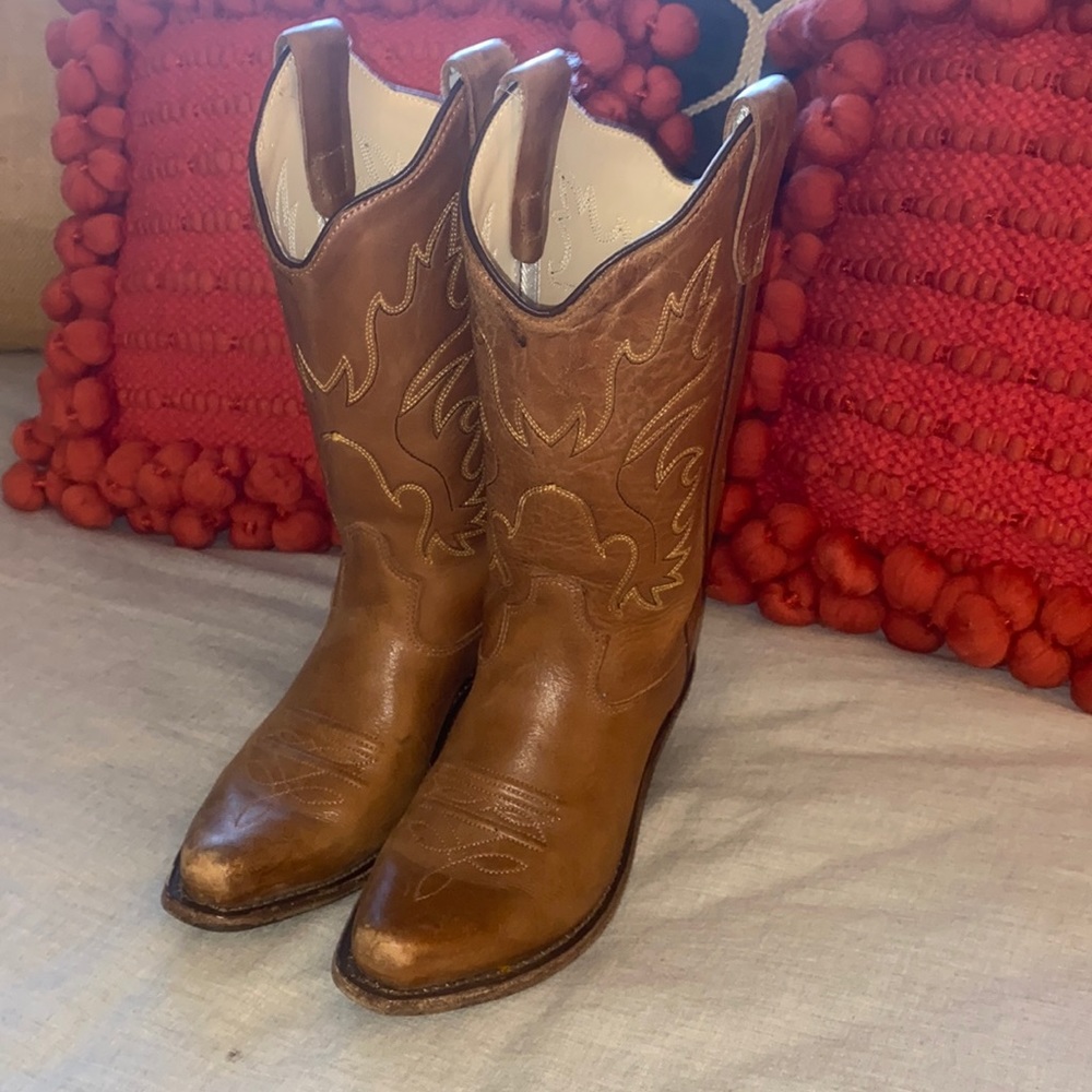 Girls cowboy boots